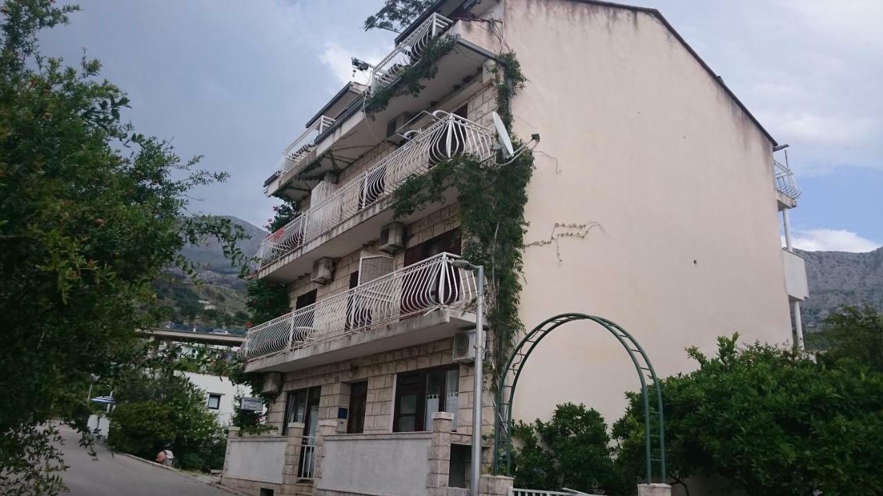 פודגורה Apartmani Tina מראה חיצוני תמונה