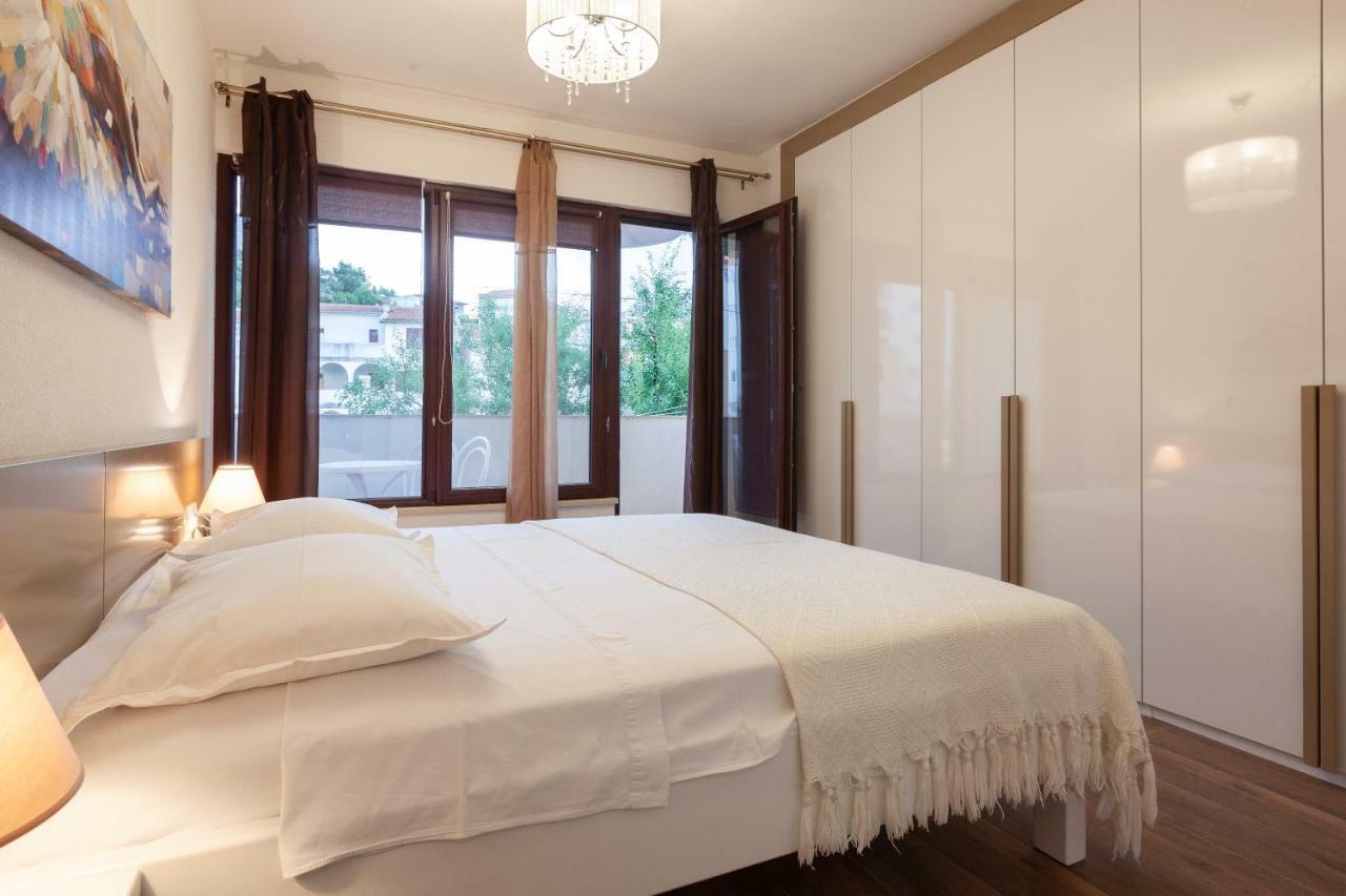 פודגורה Apartmani Tina מראה חיצוני תמונה