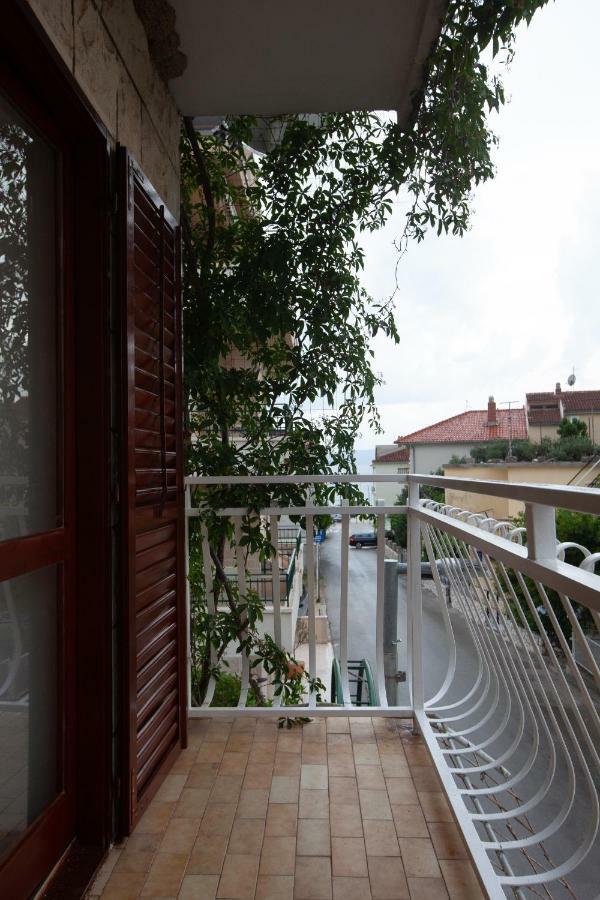 פודגורה Apartmani Tina מראה חיצוני תמונה