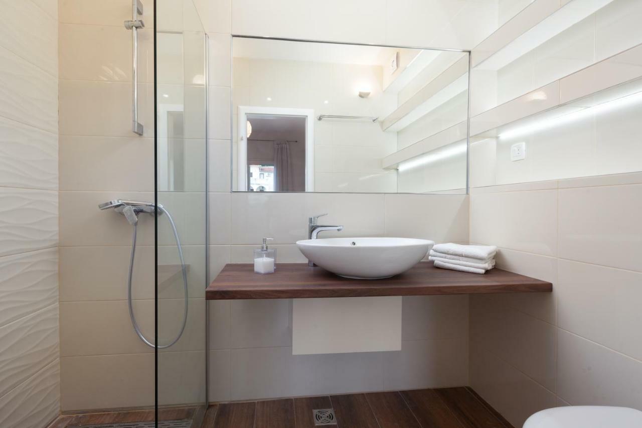 פודגורה Apartmani Tina מראה חיצוני תמונה